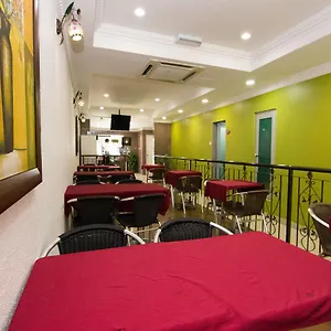 ** Hotel Oyo 103 V'la Garden Malaysia