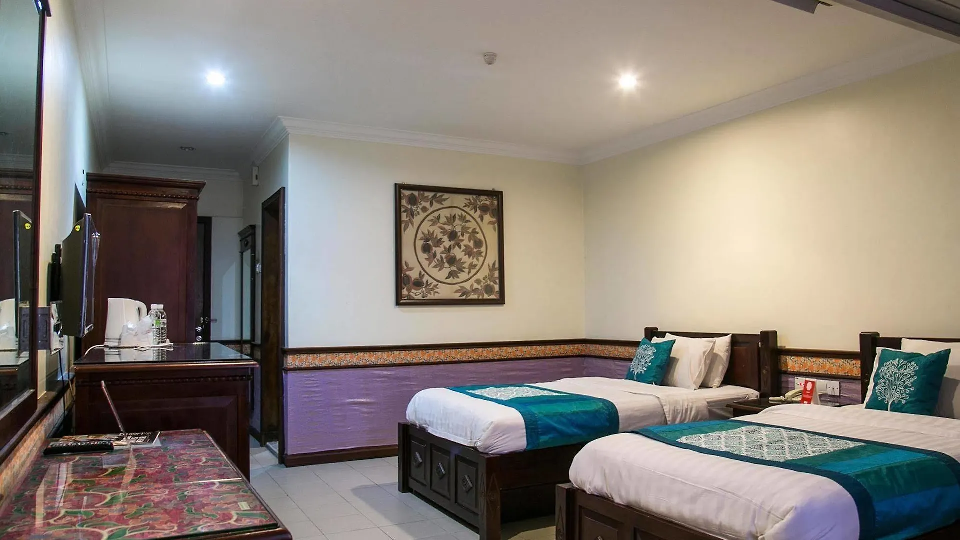 Malacca Straits Hotel