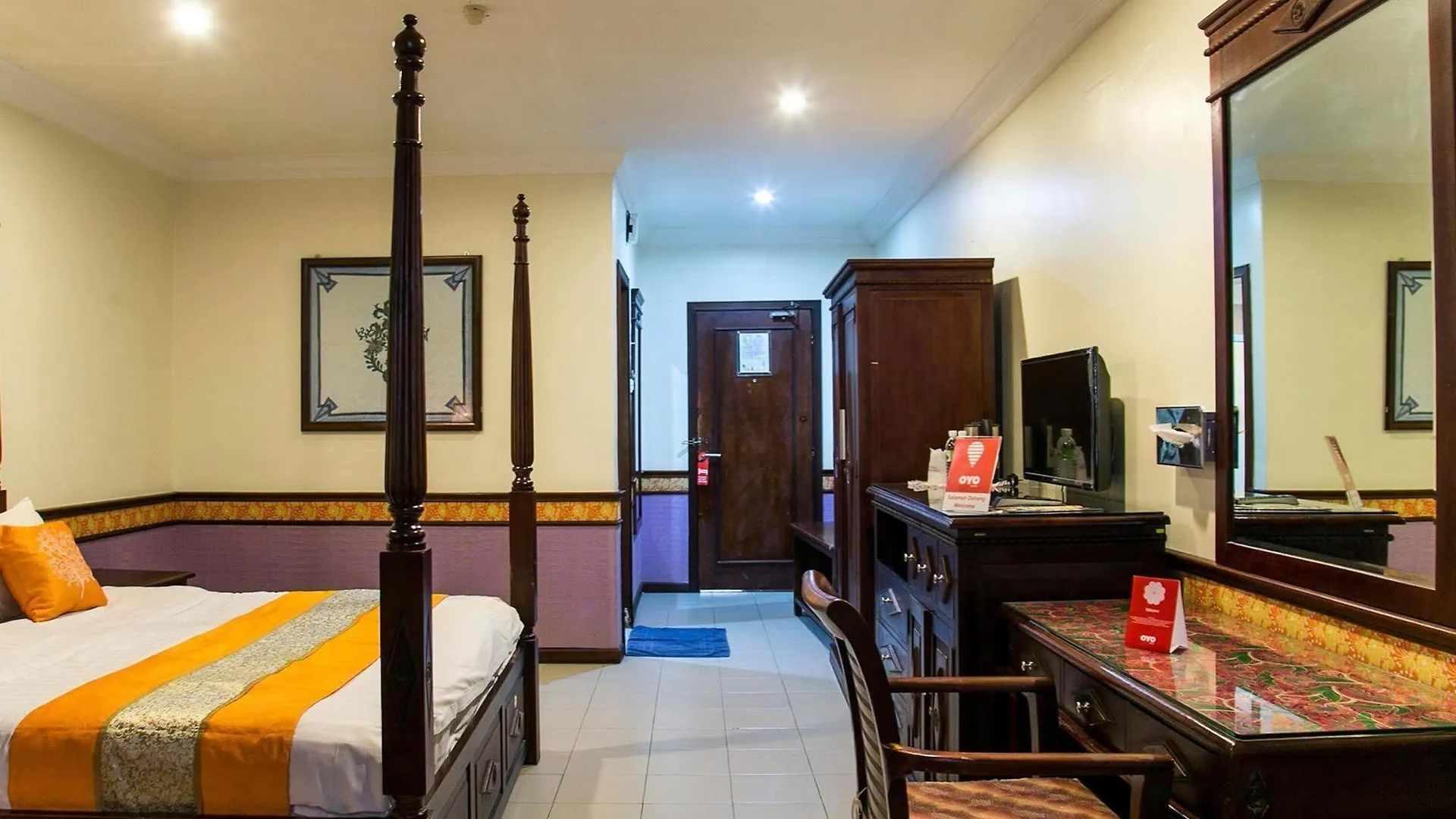 Malacca Straits Hotel