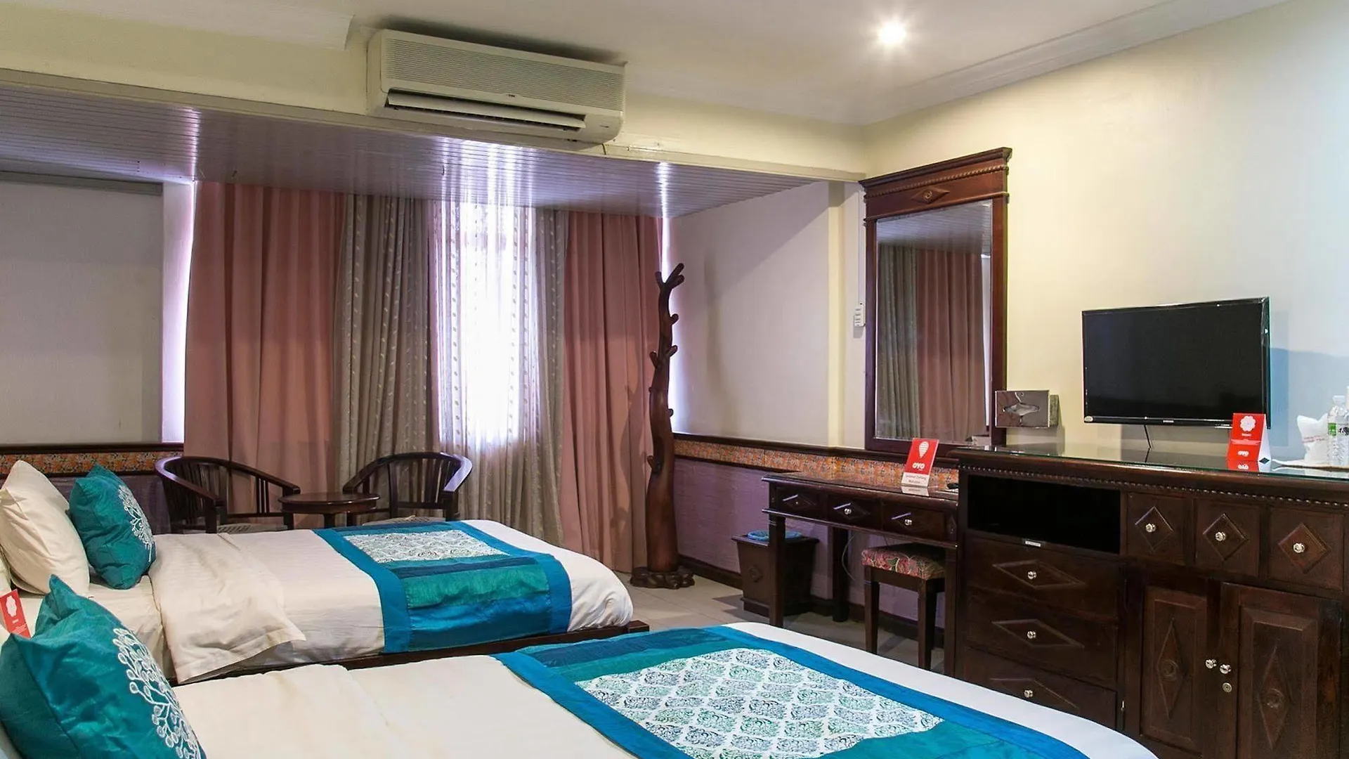 Malacca Straits Hotel